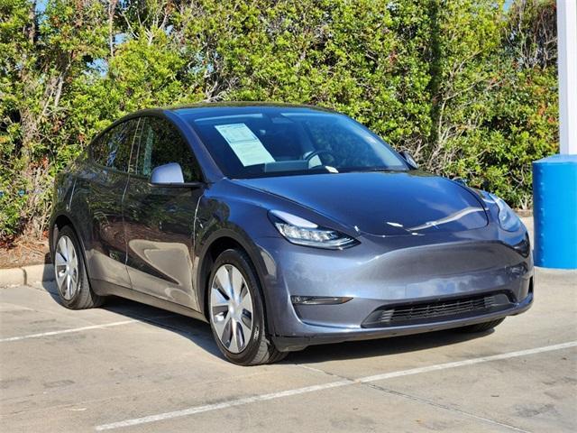 2023 tesla model y long range
