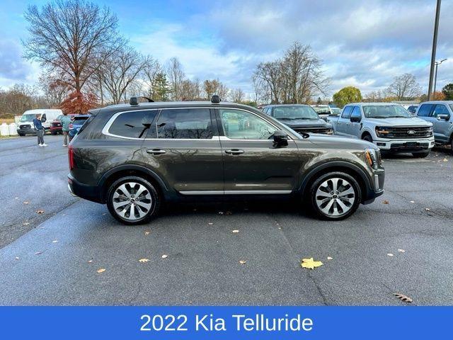 2022 kia telluride s