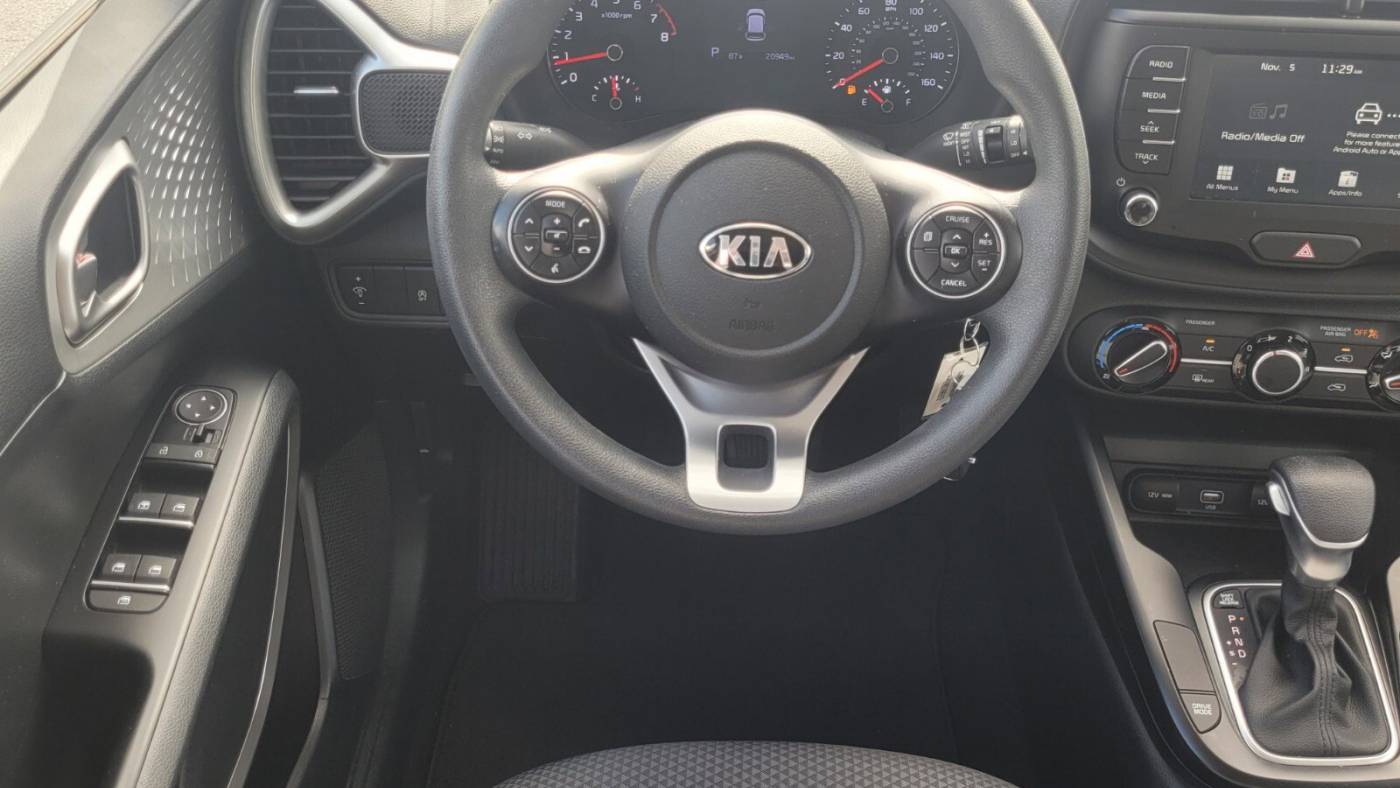 2021 kia soul lx