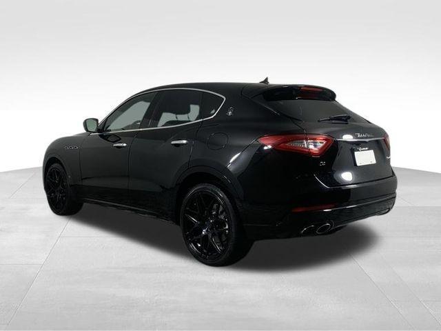 2019 maserati levante base