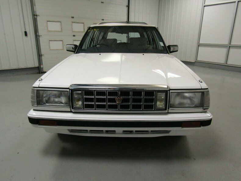 1986 toyota crown royal saloon