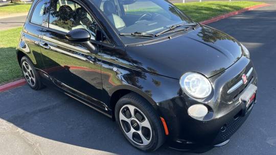 2017 fiat 500e base