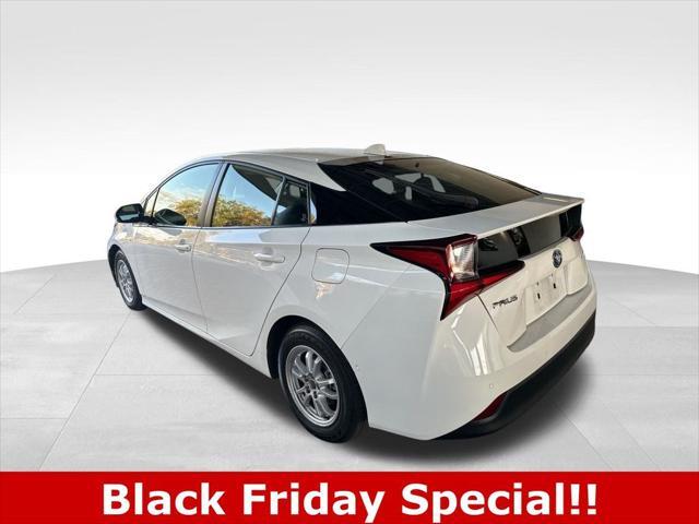 2022 toyota prius le