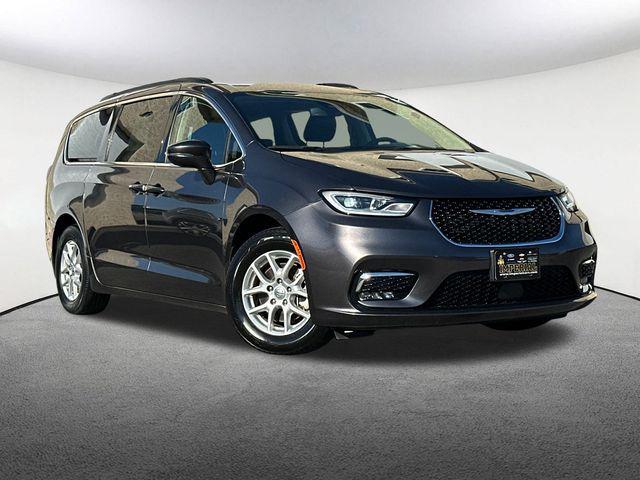 2022 chrysler pacifica touring l