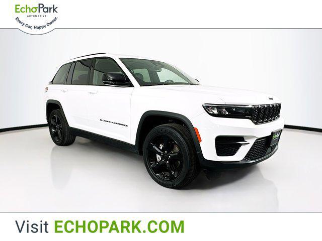 2023 jeep grand cherokee altitude