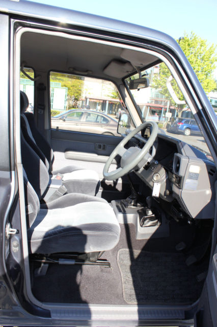 toyota landcruiser prado 1992 turbo-diesel, manual 4x4 *low mileage 60k* !!!