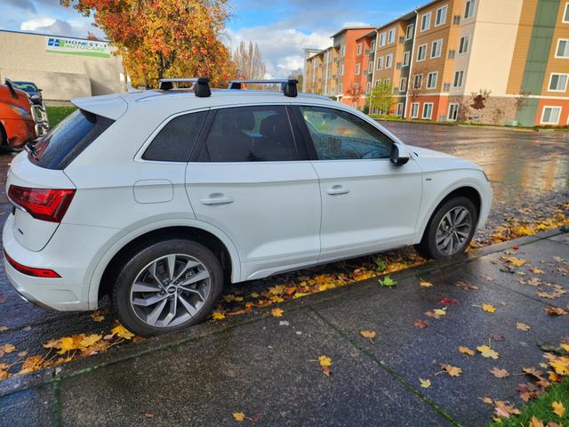 2022 audi q5 45 s line premium