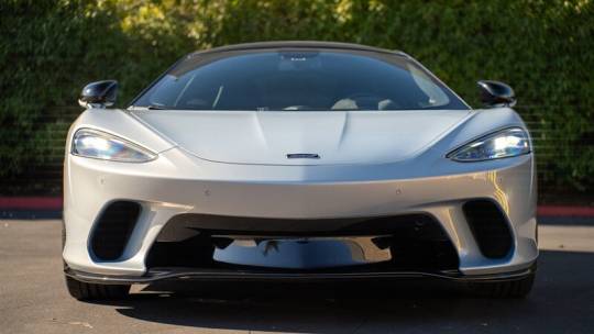 2022 McLaren GT