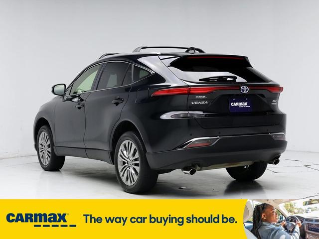 2022 toyota venza xle