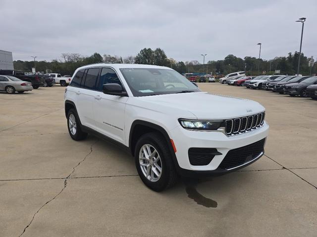 2023 jeep grand cherokee laredo x