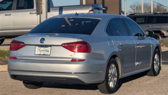 2016 Volkswagen Passat (North America and China)
