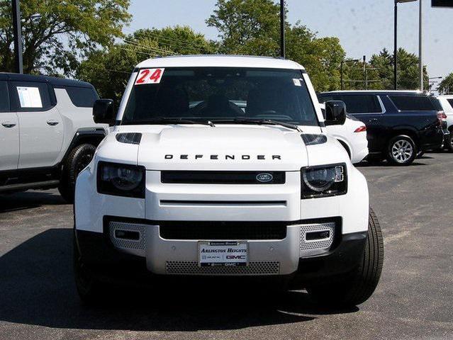 2024 land rover defender 110 p300