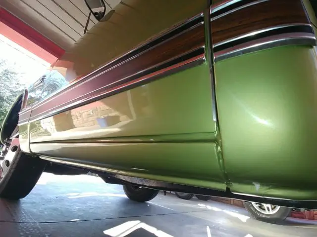 1970 gmc 3500 dually flatbed truck like new lots of money spent--wow rust free