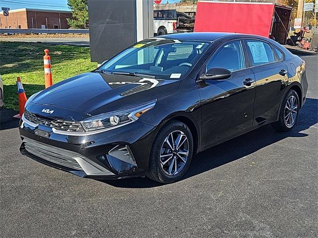 2022 kia forte lxs