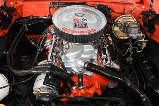 stunning paint, 4 wheel disc, runs strong!