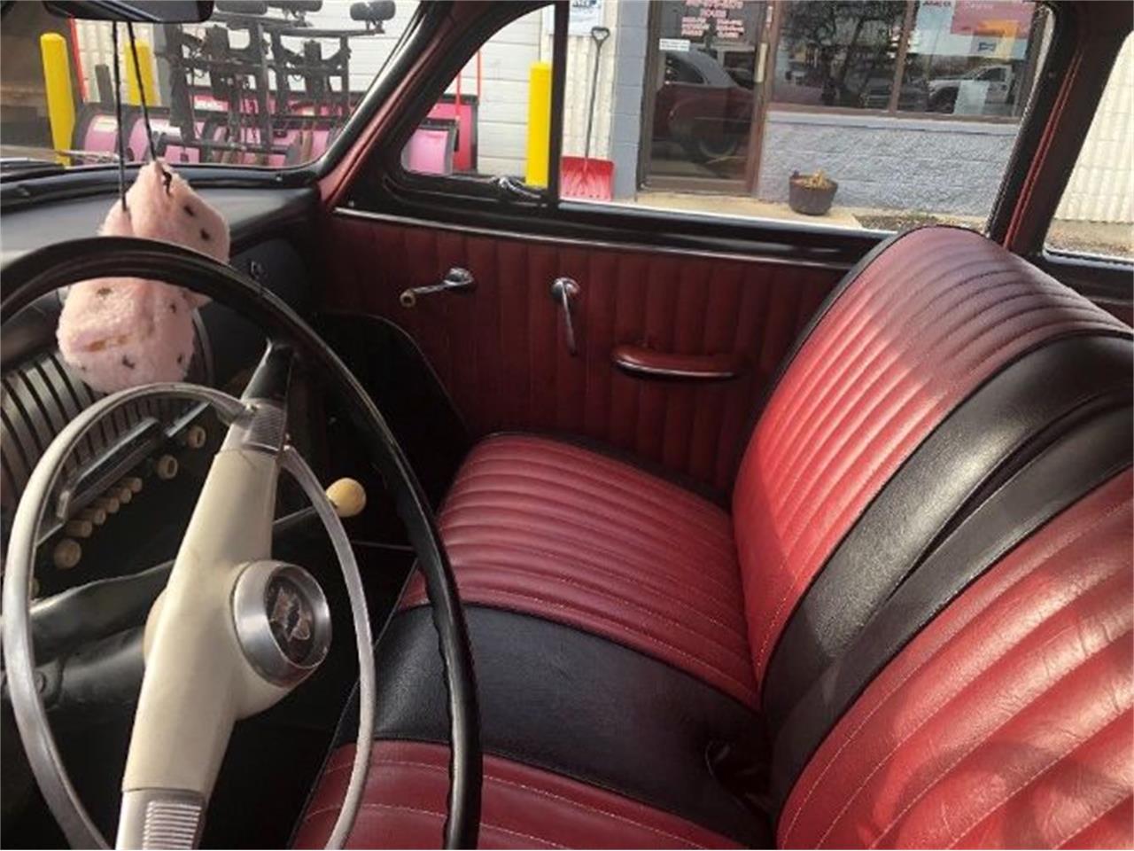 1952 chevrolet deluxe