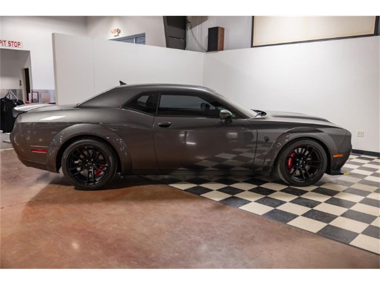 2023 dodge challenger srt hellcat
