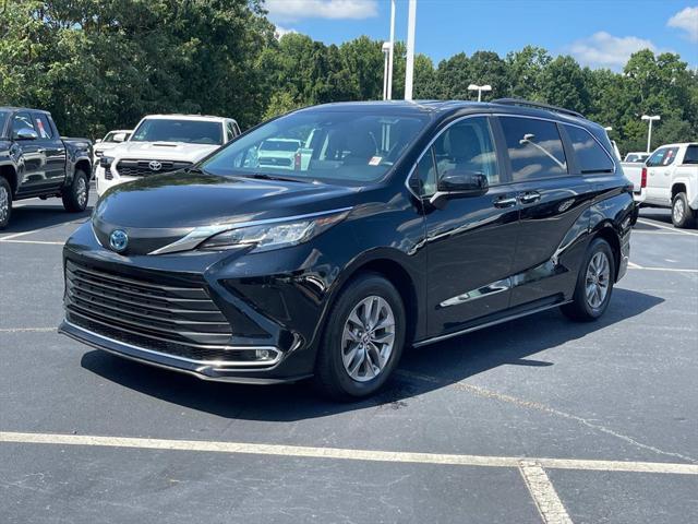 2023 toyota sienna xle
