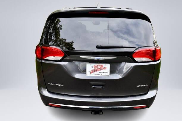 2017 chrysler pacifica limited