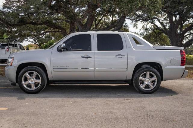 2011 chevrolet avalanche 1500 ltz