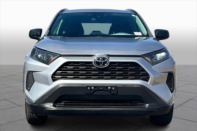 2021 toyota rav4 le