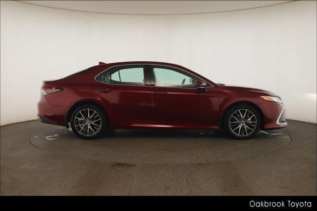 2022 toyota camry hybrid xle