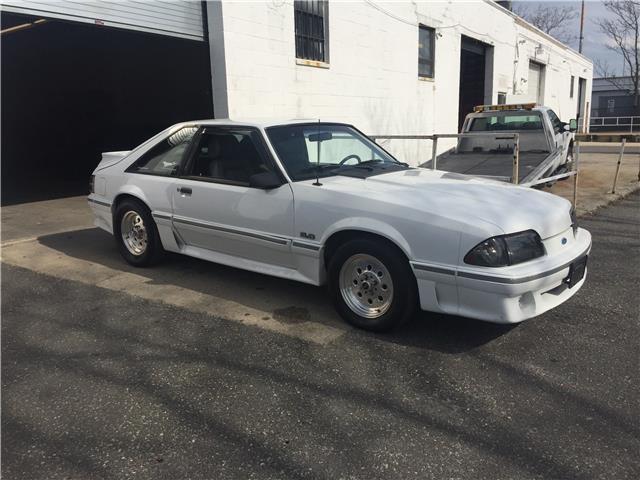 1988 ford mustang gt 64,504 miles white 2dr 8 cylinder engine 5.0l/302 manual