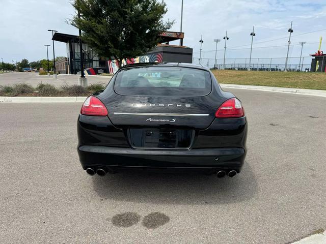 2012 porsche panamera s