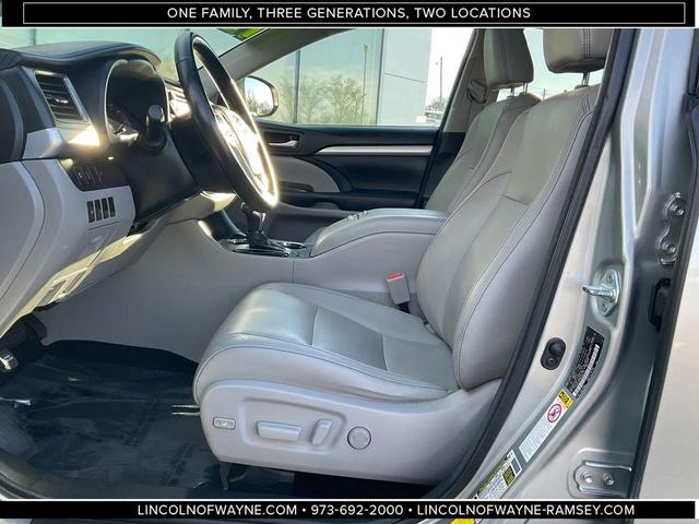2017 toyota highlander xle