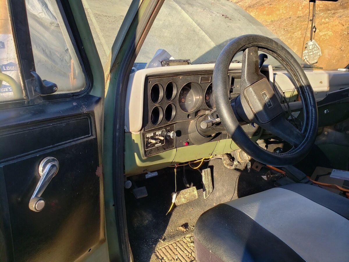 1985 chevrolet s10 blazer suv green 4wd automatic military blazer