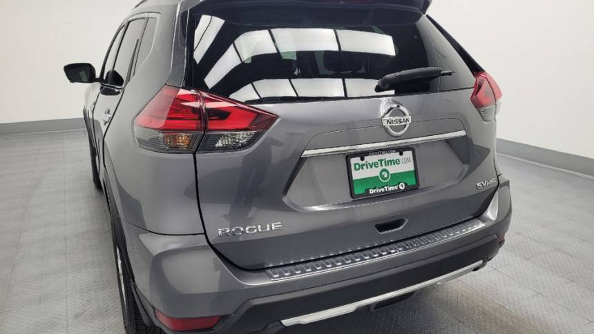 2017 nissan rogue sv