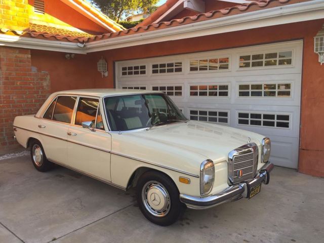 1972 merces 220
