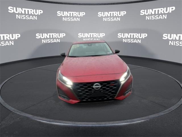 2023 nissan altima 2.0 sr