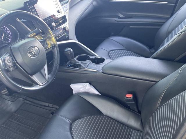 2021 toyota camry se