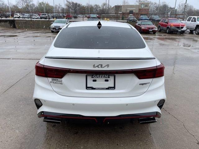 2022 kia forte gt