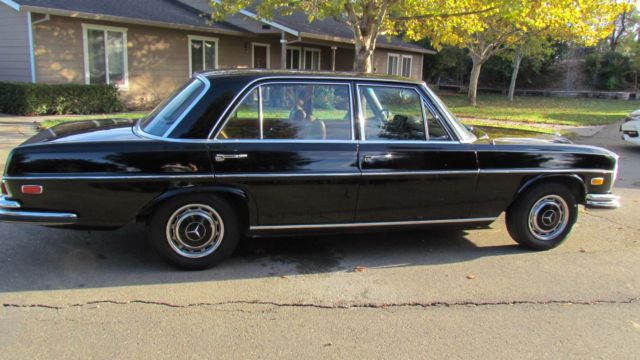 1969 mercedes 280se factory black, matching #'s rust free, beautiful car!!!!