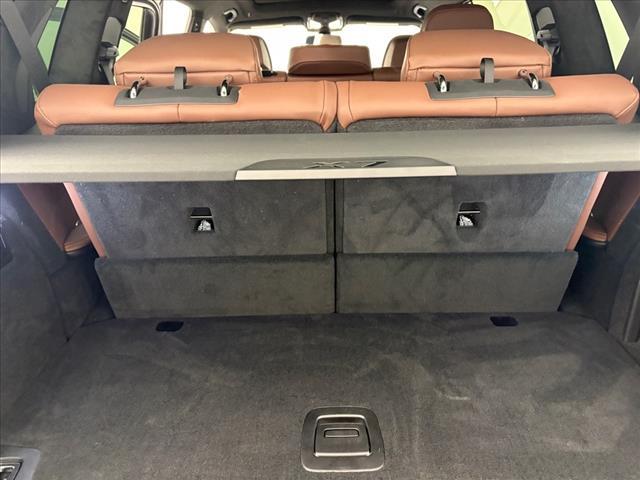 2022 bmw x7 m50i