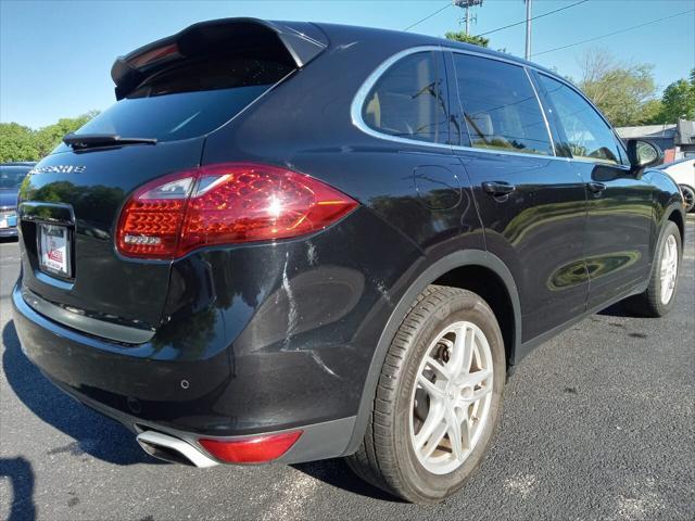 2011 porsche cayenne s