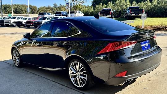2018 Lexus IS