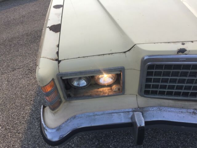 1977 ford ltd country squire station wagon loaded 32k 1 owner survivor barn find