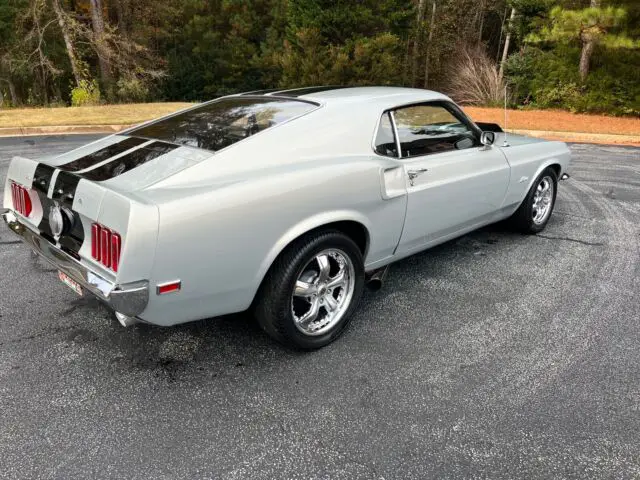 1969 ford mustang coupe grey rwd automatic fastback