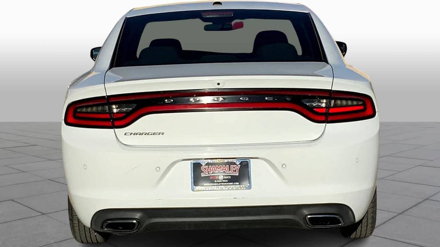 2022 dodge charger sxt