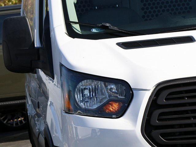 2017 ford transit-150 base