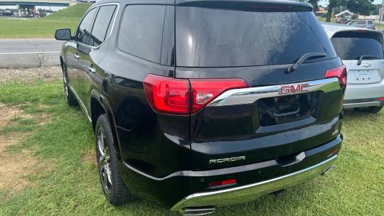 2017 GMC Acadia