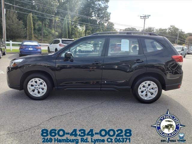 2021 subaru forester base