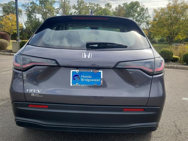 2023 honda hr-v lx