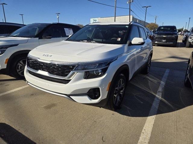 2023 kia seltos ex