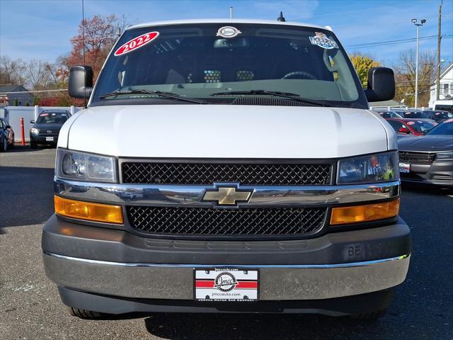 2022 chevrolet express 2500 rwd 2500 regular wheelbase wt
