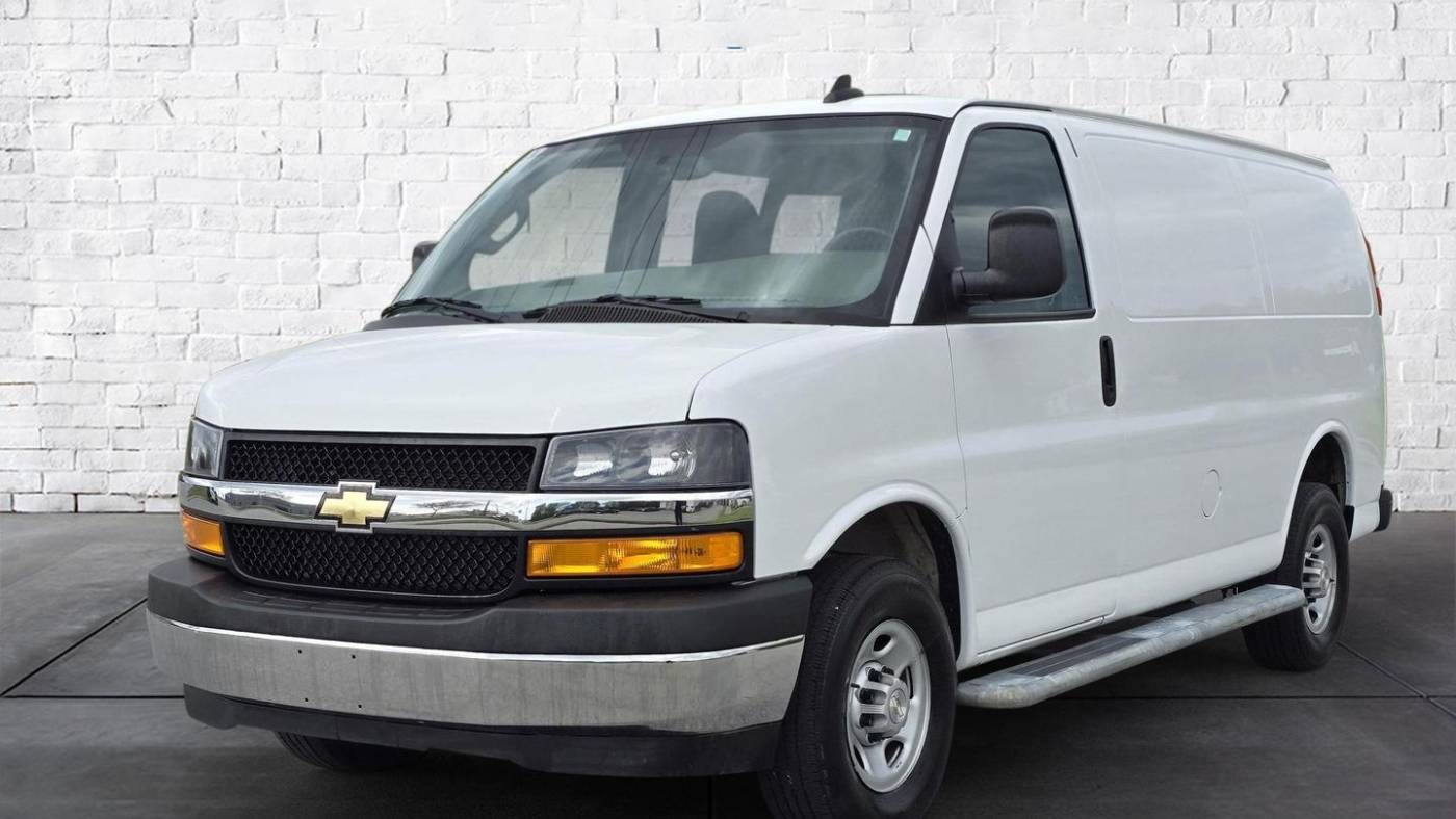 2022 chevrolet express 2500