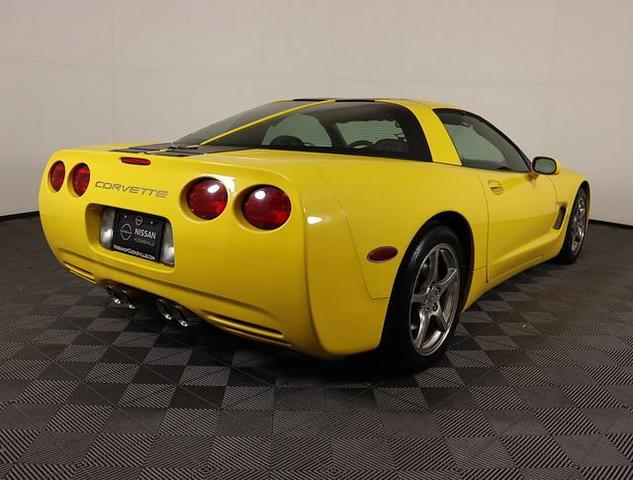 2002 chevrolet corvette base